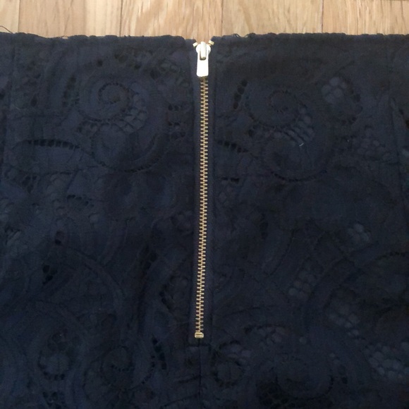 Lilly Pulitzer Hyacinth Skirt size 8 - Picture 3 of 4